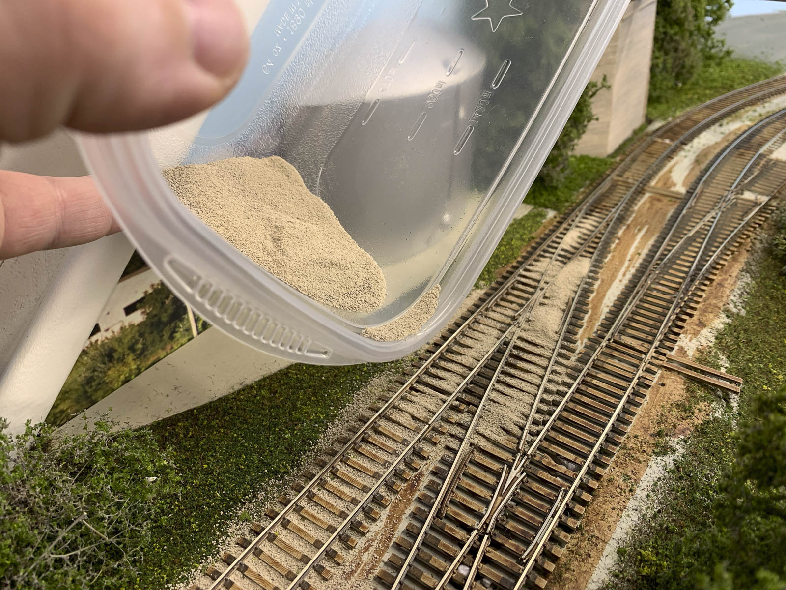 Ho Scale Rocks Slinging Rock – The Hills Line