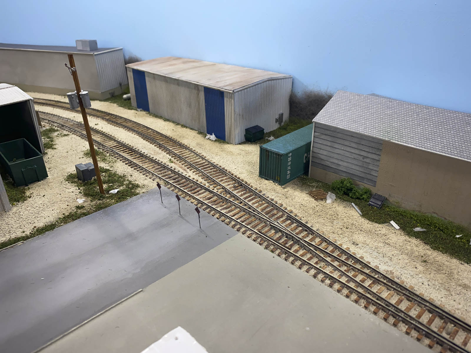 Every Litter Bit Helps The Hills Line